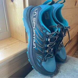 La Sportiva (jackal Trail-running shoes) EU SIZE 42!